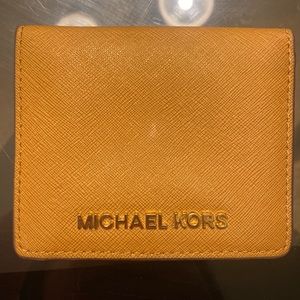 Michael Kors Wallet - SMALL
